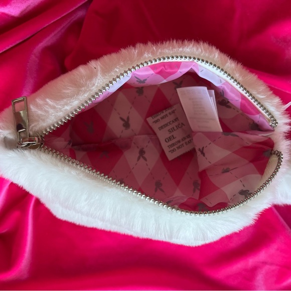 Playboy x Spencer’s fuzzy zipper pouch/clutch w. pom Pom - Picture 11 of 11